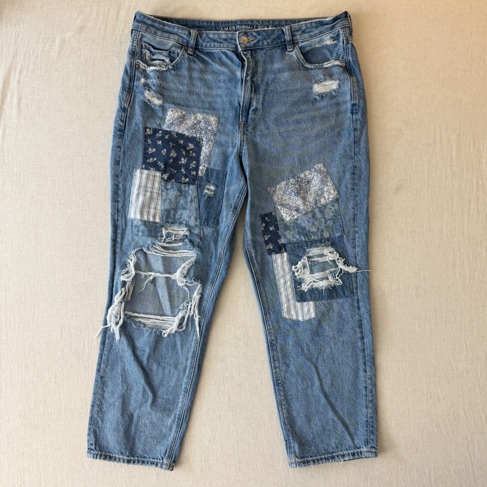 American Eagle Mom Straight Jeans Women 16 Blue Patchwork Distressed High Rise - Picture 2 of 12